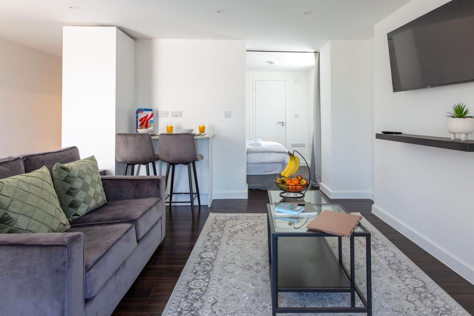 Stylish Apartment W/ Private Garden - Dog Friendly Newport Kültér fotó